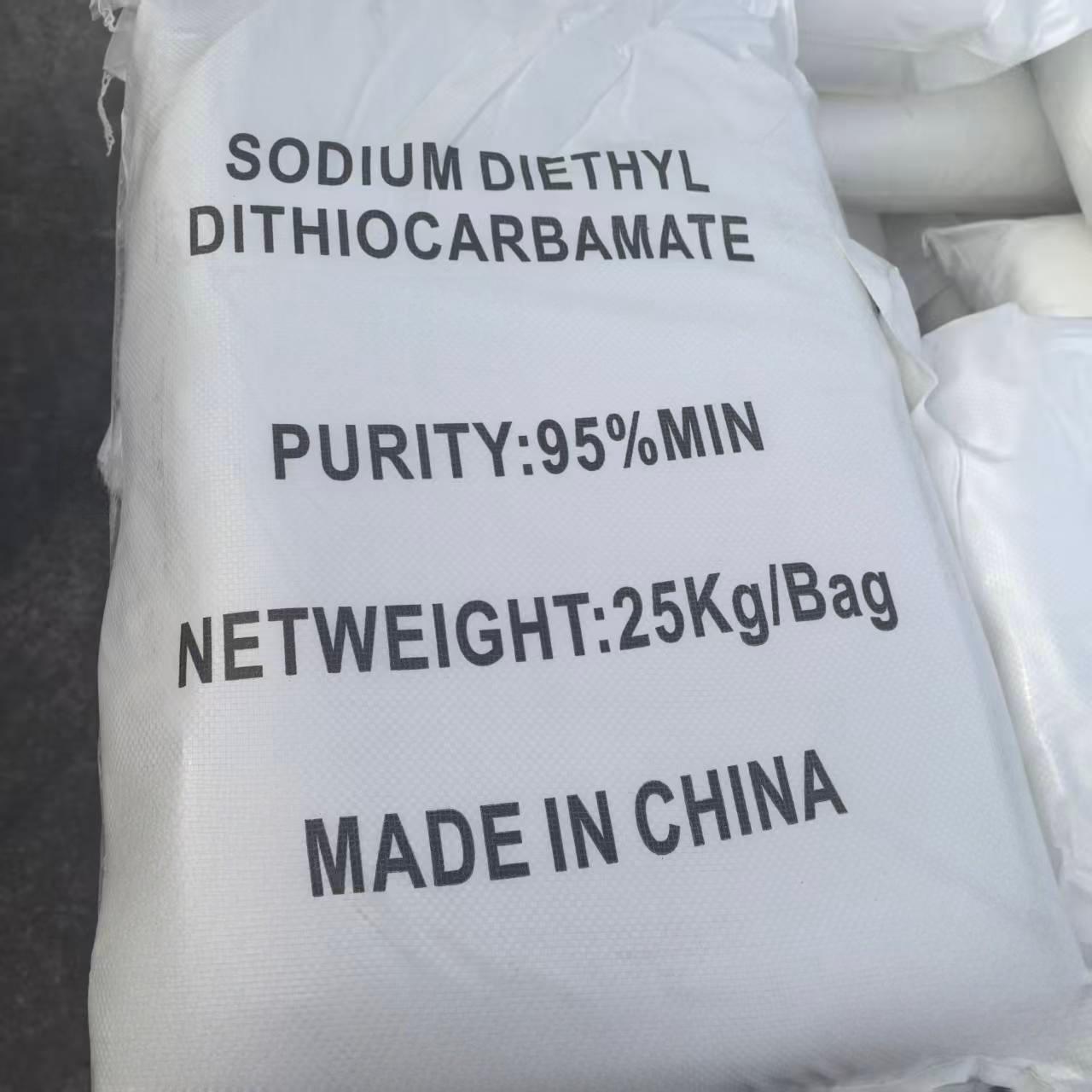 Sodium diethyldithiocarbamate trihydrate CAS 20624-25-3 DDTC